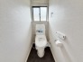 ウォシュレット付きのトイレは1階と2階それぞれに完備しております。2つとも交換済みになります。