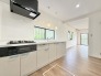 調理スペースもしっかりと確保されております。おふたりで調理される際も比較的安心出来そうです。