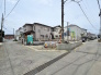 北東角地で土地約42坪の陽当たりと開放感が良好の新築戸建です。是非一度ご覧になってみてください。
