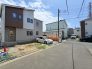 青々としたお空がとても気持ち良いですね。明るい住宅は自然と気持ちまで明るくなってきそうです。こちらの住宅を夢のマイホームにいかがでしょうか。