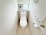 ウォシュレット付きのトイレは1階と2階それぞれに完備しております。