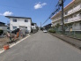1号棟 ご家族やご友人を招く際も、駐車や出入りにストレスを感じることなく過ごしていただけます。
