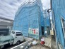 2号棟 玄関横にはアウトドア用品等も収納できるシューズインクローク付き◎