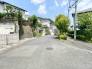 車通りも少なく閑静な住宅街です。