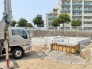 これから基礎工事が進み、少しずつ“わが家”の形が見えてくるワクワクの現地。完成後の暮らしを想像しながら、陽当たりや周辺環境もチェックできます。今なら工事の進み具合も確認でき、家づくりの過程を楽しめる、完成が待ち遠しい新築分譲地です。