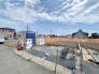 3号棟 青空が広がる穏やかな住宅街で、新しい暮らしを迎えるチャンスです！現在建築中の住まいは、完成後の明るい生活を想像するだけでワクワク。周辺は落ち着いた環境で、子育てにもぴったり。できあがっていく“わが家”を見守れる特別感のある物件です。 2026/07/30m