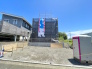 2号棟 現在建築中の新築住宅です。
最新の耐震基準・断熱性能を備えた安心の住宅仕様。
完成後の内覧予約も承っていますので、ぜひお問合せください。