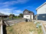 3号棟 ■ダイライト工法
耐力面材として、ダイライトは、永く愛用されています。
高強度、防耐火、軽量、優れた透湿性、高耐久、ゼロアスベスト、低ホルムアルデヒドなど、
多彩な特長を備えています。
