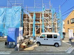 駐車スペースは並列2台