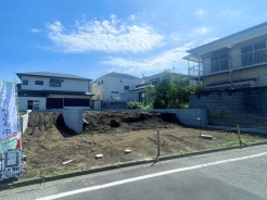 ◇耐震性能と制振性能を備えた地震に強い家
◇第3者機関による「住宅性能評価書」取得住宅
◇基礎から屋根まで最長10年保証付き