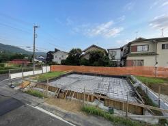 ◇『BELS』:建築物小エネルギー性能表示制度
◇『耐震』:建築基準法の4.5倍『耐震等級3』取得
◇『評価』:住宅性能表示『建築』『設計』W取得
◇『優遇』:長期優良住宅物件
◇『安心』:固定金利のフラット35S利用可能