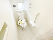 【■ウォシュレット付きトイレ】