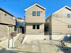 【即日予約可】角地×カースペース2台×南向き☆スーパー、コンビニ徒歩6分圏内