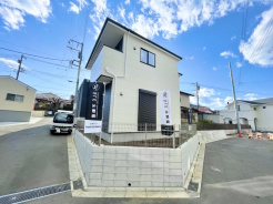 外からの印象も、暮らし心地も、どちらも満足いただけるお住まいです。