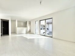 テレワークやリビング学習にも使える便利なカウンター付リビングです。