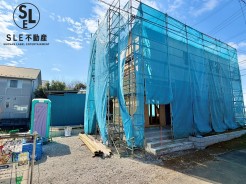 建物の完成が楽しみですね。建物完成予定は令和8年2月を予定しています。