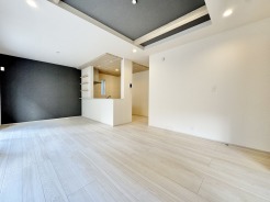 1階フロアは合計21.5帖超えとなりますので開放感のある間取りとなっております。