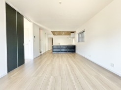 秦野市曽屋1丁目