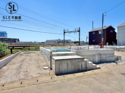 【駐車2台可】南向きで陽当たり良好なバルコニーが魅力的な4LDK新築戸建
