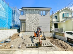 心地よい開放感と、未来への期待感が広がる、採光の良い空間