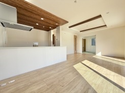 ※掲載の写真はモデルハウスを撮影したもので、実際の建物とは仕様・間取り・サイズ等が異なる場合があります。詳細は現地またはスタッフまでお問い合わせください。