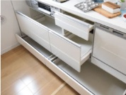 【設備3:スライド収納】