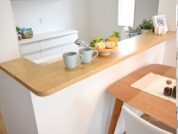 【設備1:カフェカウンタ―】
