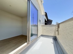 ※掲載の写真はモデルハウスを撮影したもので、実際の建物とは仕様・間取り・サイズ等が異なる場合があります。詳細は現地またはスタッフまでお問い合わせください。