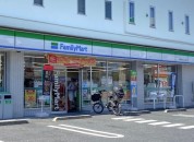 ファミリーマート 厚木もとちょう店