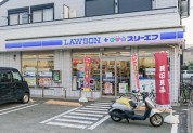 ローソン・スリーエフ 東香川店